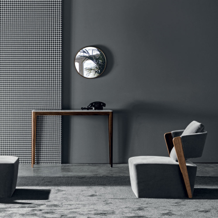 Giudecca Matt Armchair