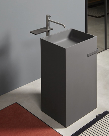 Essentia Freestanding Single Lever Sink Mixer